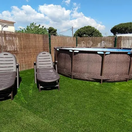 Cozy Detached With Pool Lejlighed *